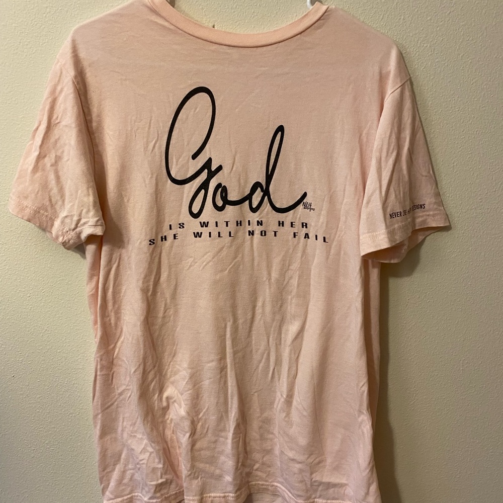 Size: M. Color: Light pink and grey.
